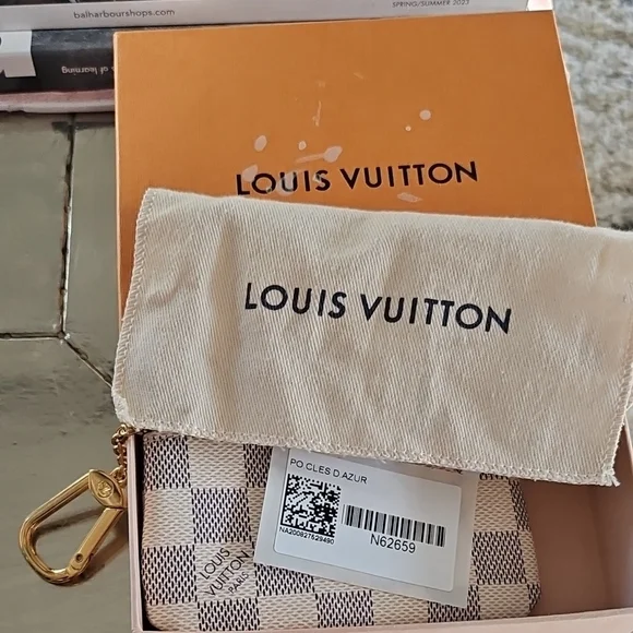 Louis Vuitton Damier Azur Key Pouch with Gold Hardware AUTHENTIC - Picture 1 of 6